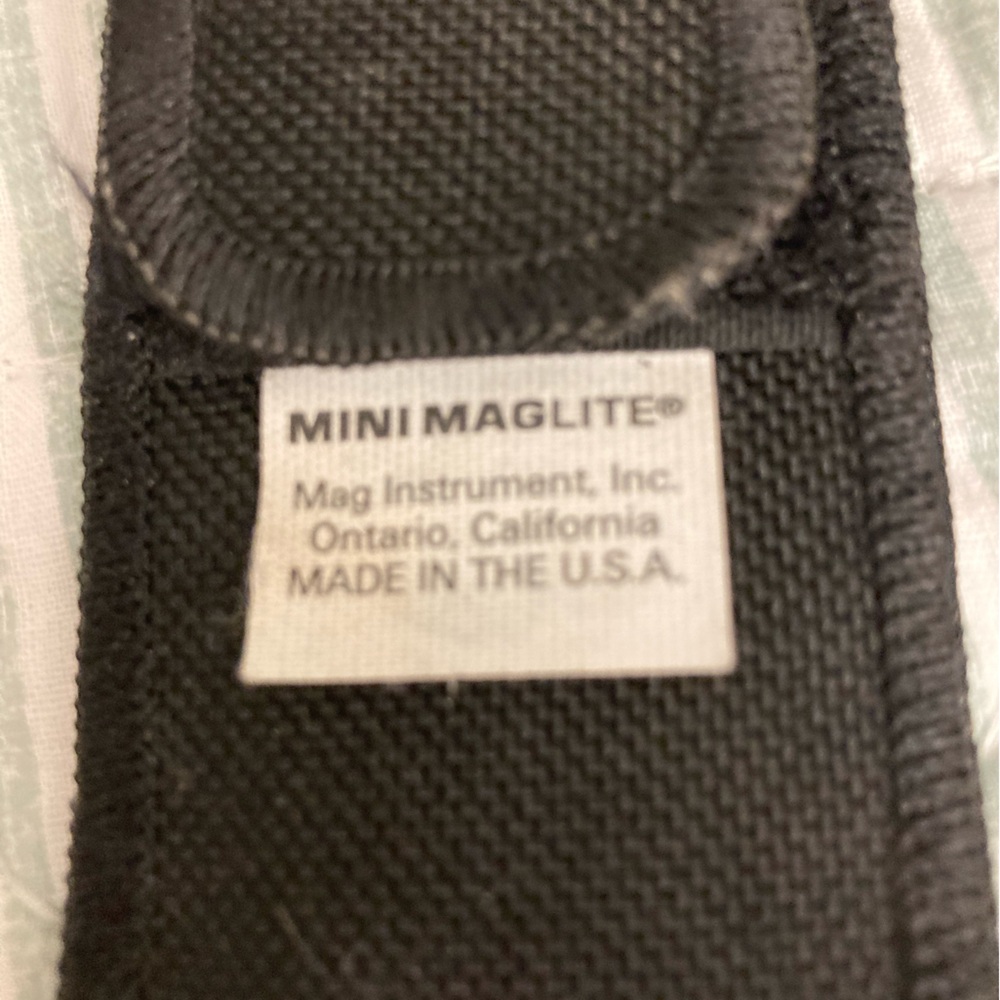 Holster MINI MAGLITE® AA MINI FLASHLIGHT NYLON HOLSTER